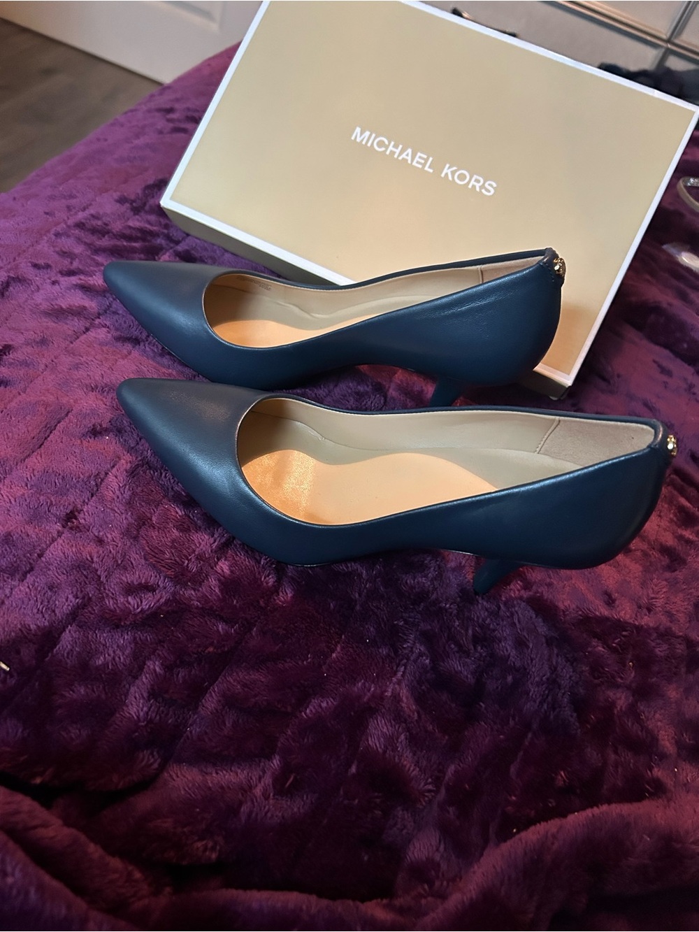 Michael Kors Navy Pointed-Toe Low Heel Pumps